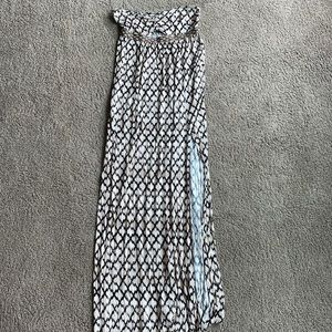Strapless maxi dress with slit